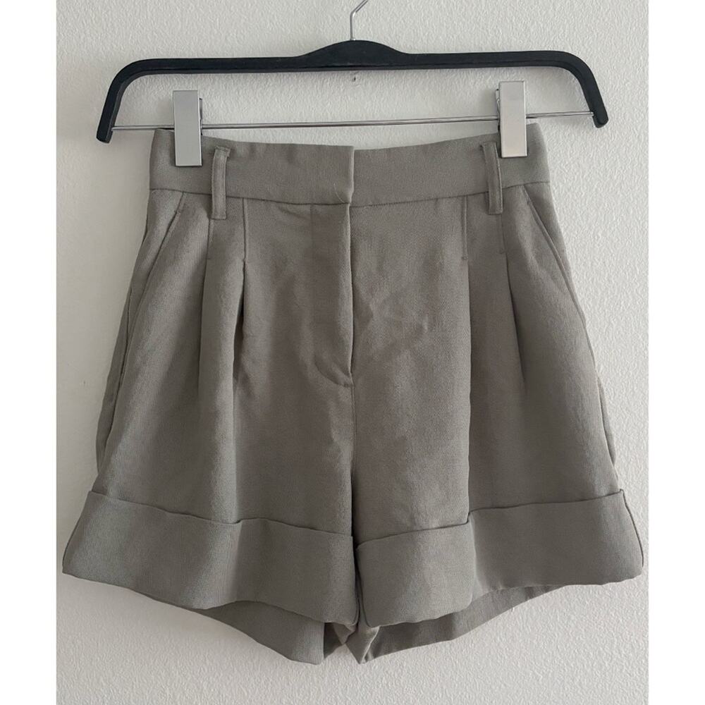 Aritzia Wilfred Gray Trouser Shorts Size 00